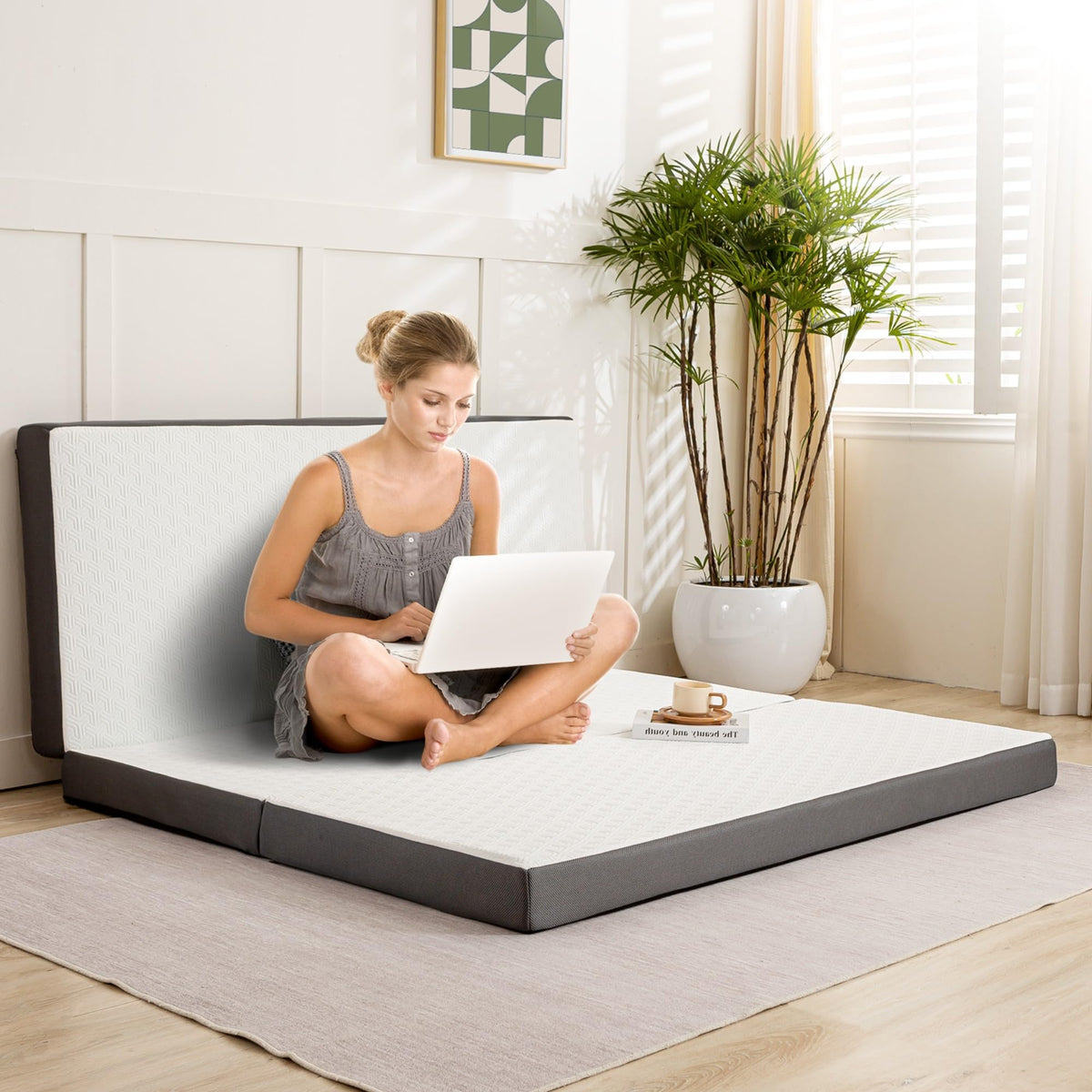 4 Inch Tri Fold Memory Foam Mattress with Washable Cover V90195